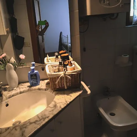 La Casina Di Chiara * 普拉托